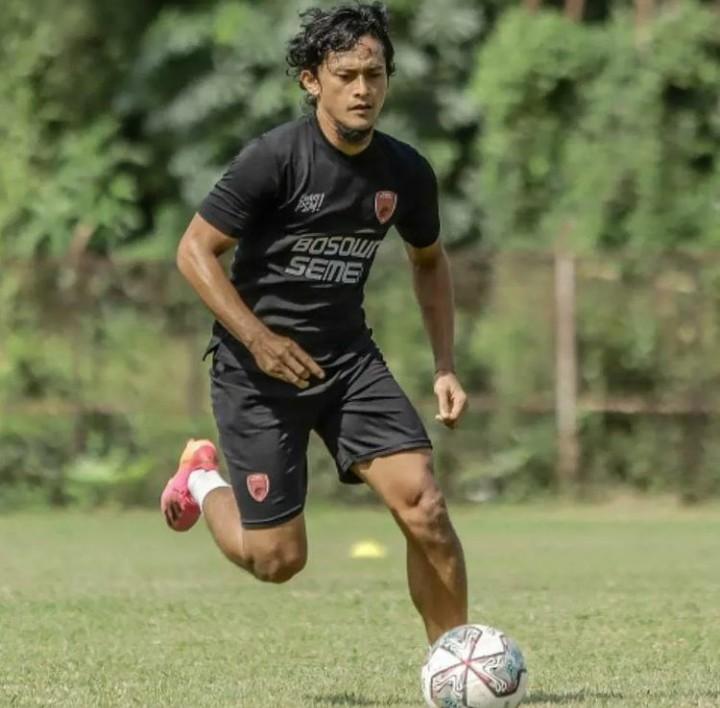 Badak Lampung Dipinjamkan Pemain OlehÂ PSM Makasar, ini Namanya!